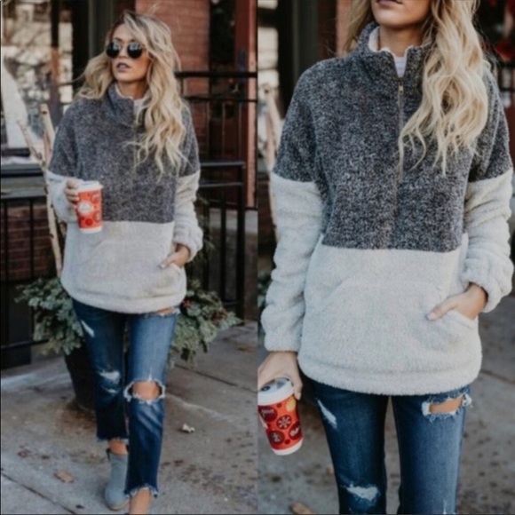 💖RESTOCKED💖Two-Tone Charcoal Sherpa Sweater - Picture 1 of 4